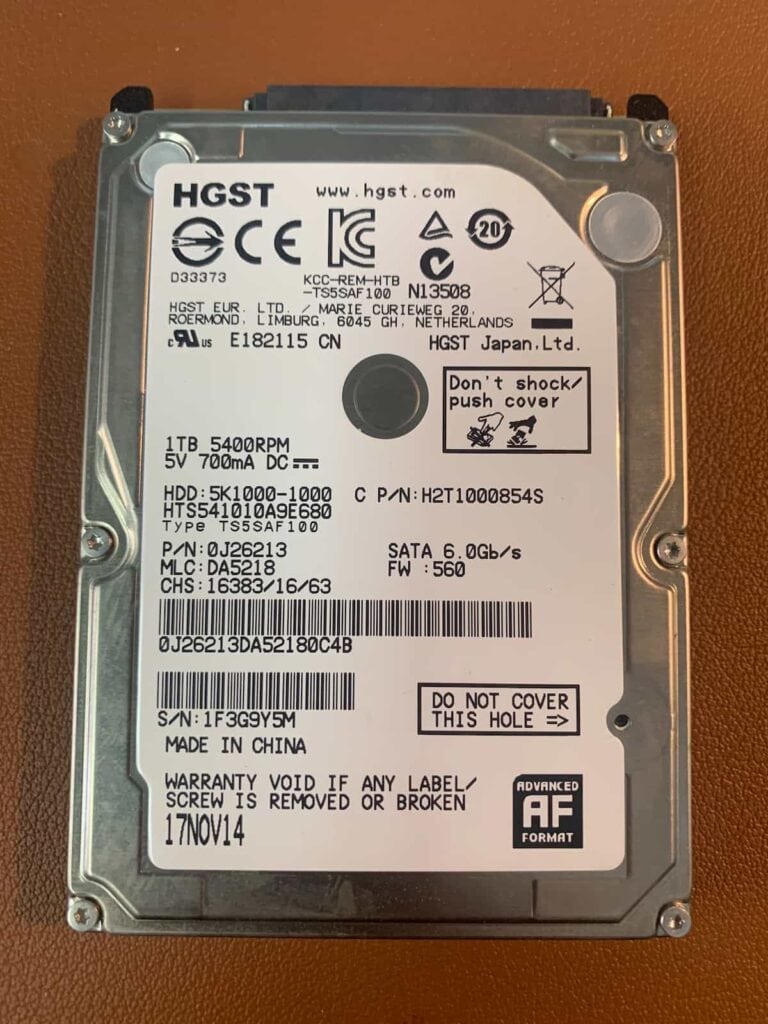 How to recover data from laptop hard drive that won't boot HGST HTS541010A9E680