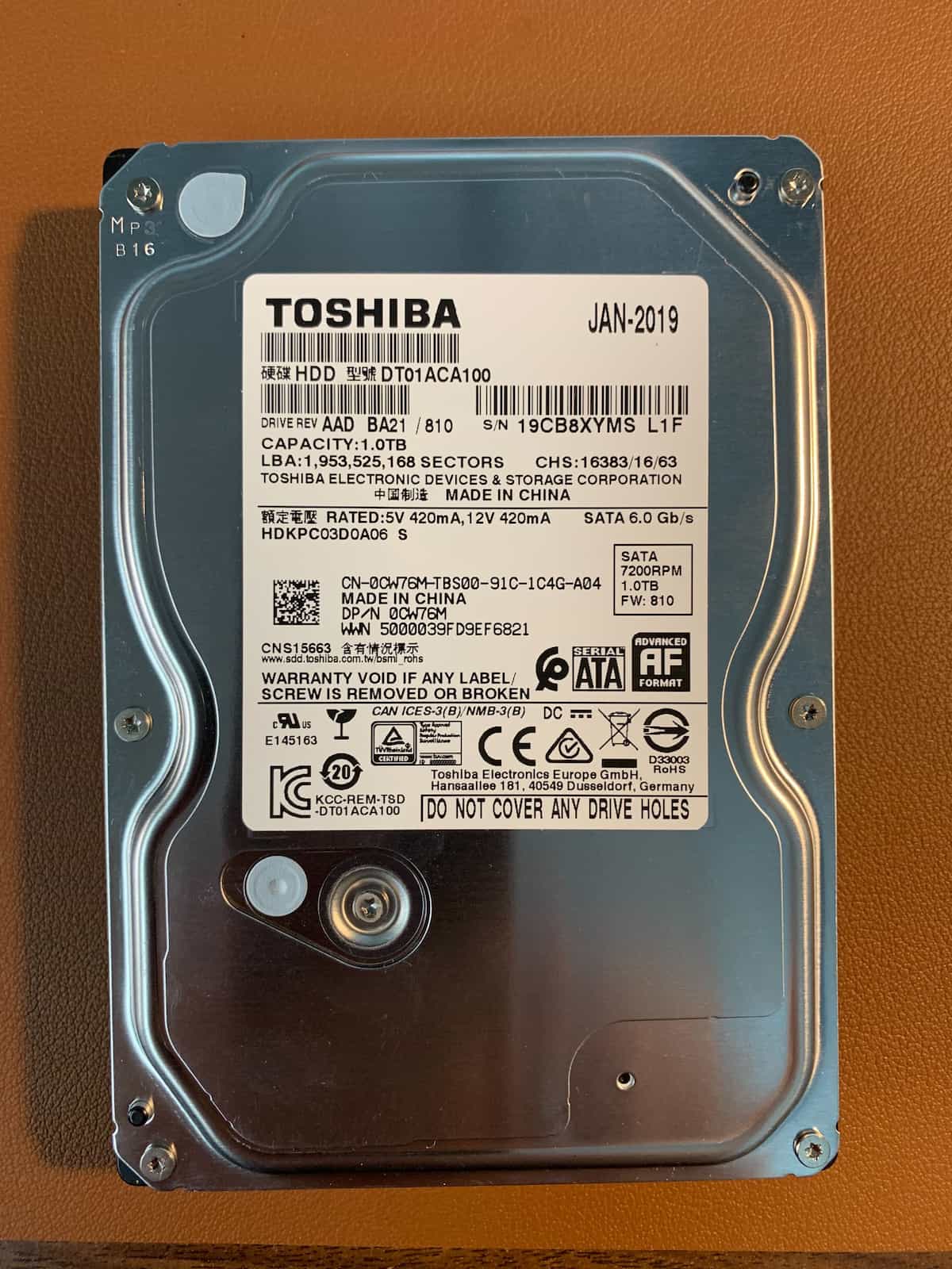 Completely dead Toshiba drive 3.5 desktop drive