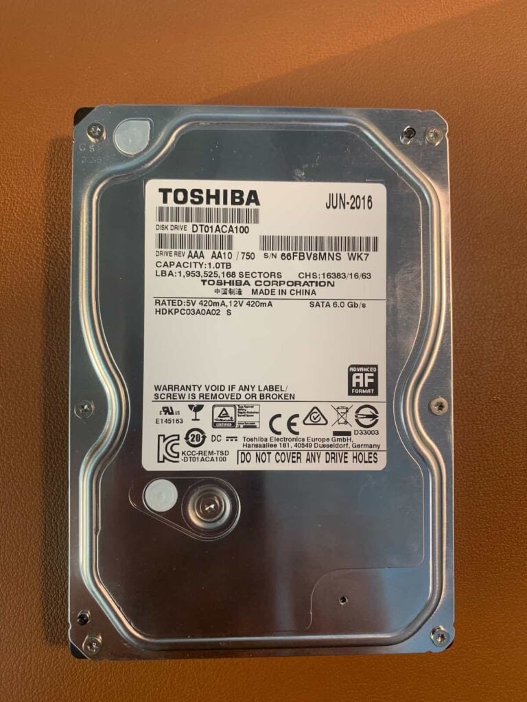 Toshiba DT01ACA100 Hard Drive