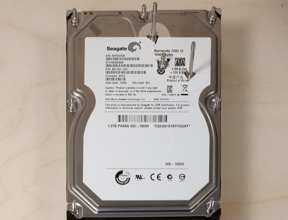 Seagate ST31000528AS Data Recovery 3 ST31000528AS Screw Location