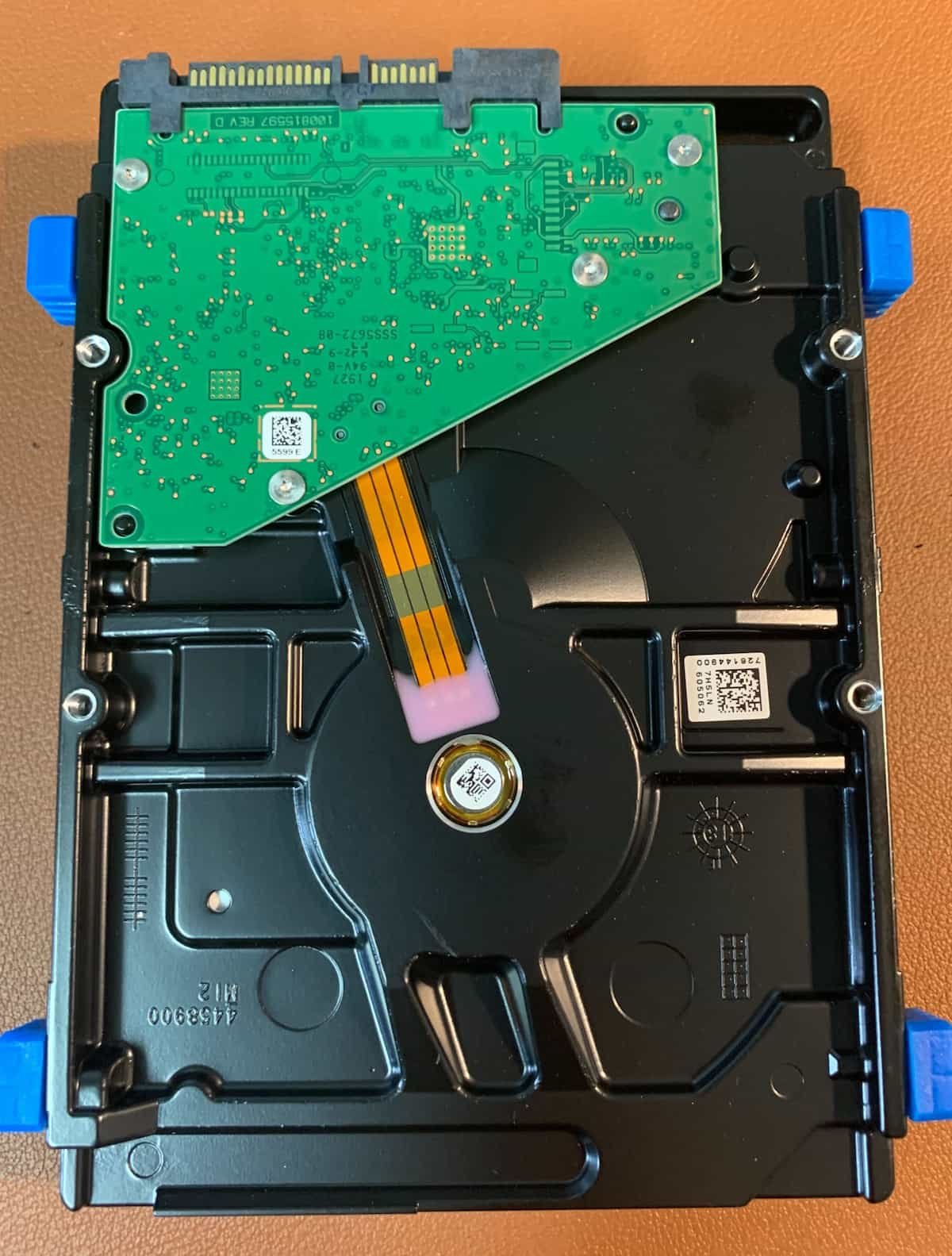 PCB on ST8000DM004 Data Recovery